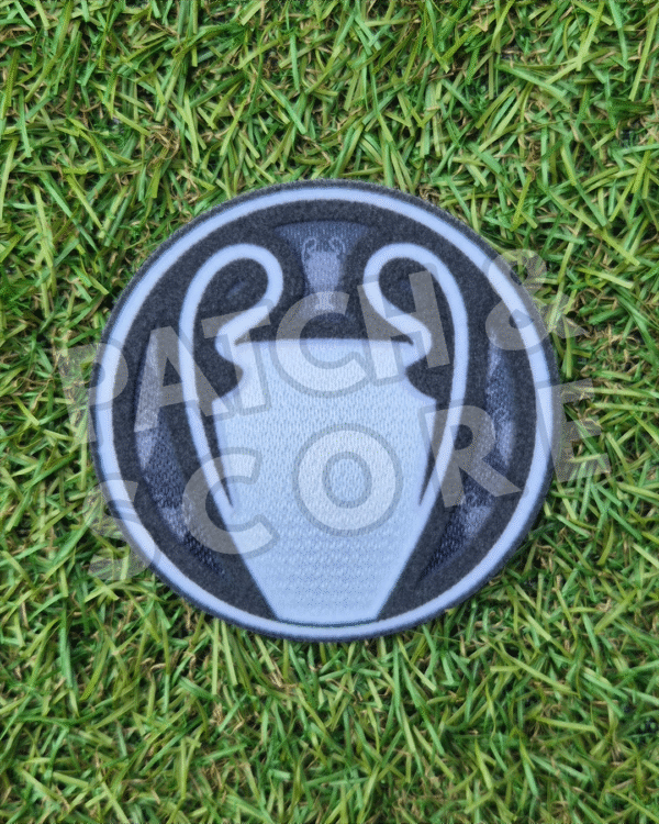 Original Player Issue 2025-26 UEFA Champions League Starball PSG Winner Patch | SPORTING ID