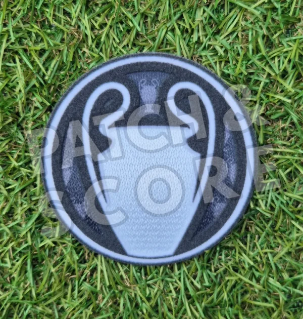 Original Player Issue 2025-26 UEFA Champions League Starball PSG Winner Patch | SPORTING ID